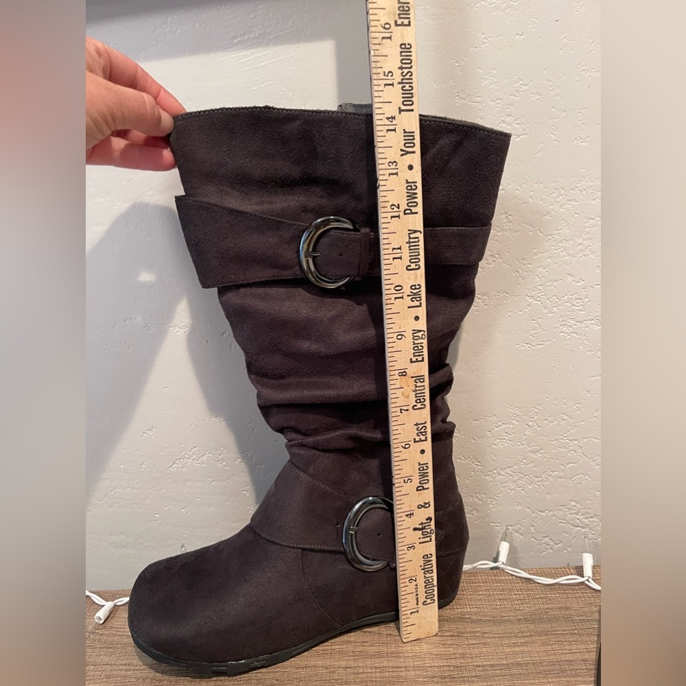 New! Journee Womens boots ~ size 9